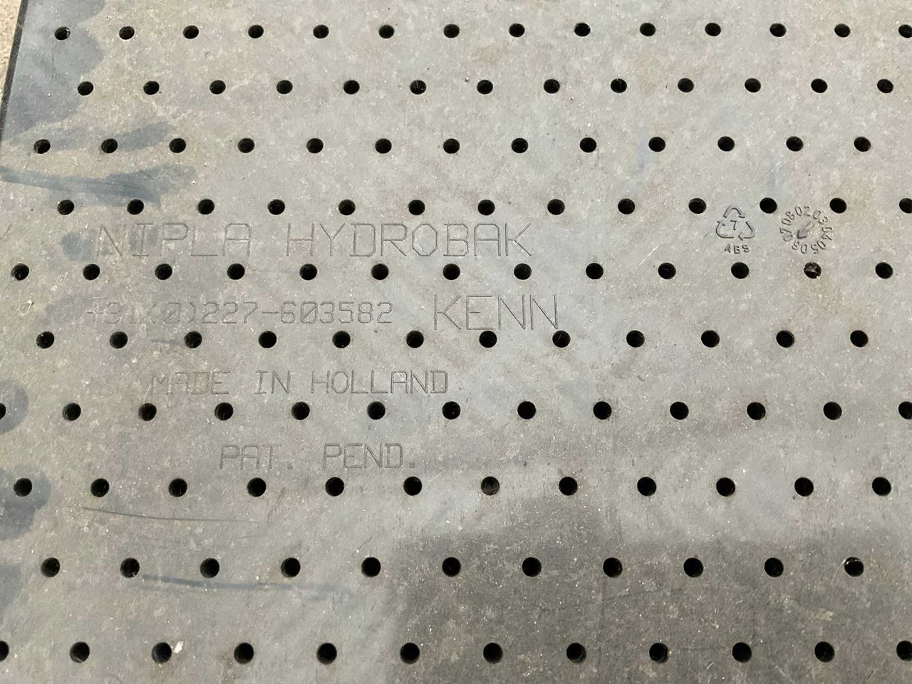 Kenn Nipla Hydrobak 560x365x90 - Oprema za obradu nakon žetve: slika Kenn Nipla Hydrobak 560x365x90 - Oprema za obradu nakon žetve Kenn Nipla Hydrobak 560x365x90 - Oprema za obradu nakon žetve: slika Kenn Nipla Hydrobak 560x365x90 - Oprema za obradu nakon žetve