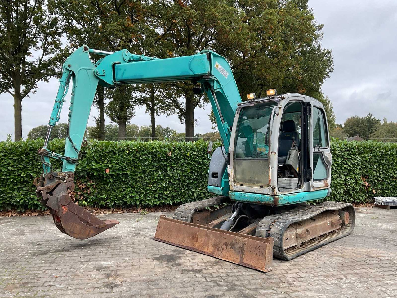 Kobelco SK70SR-1E - Bager gusjeničar: slika Kobelco SK70SR-1E - Bager gusjeničar Kobelco SK70SR-1E - Bager gusjeničar: slika Kobelco SK70SR-1E - Bager gusjeničar