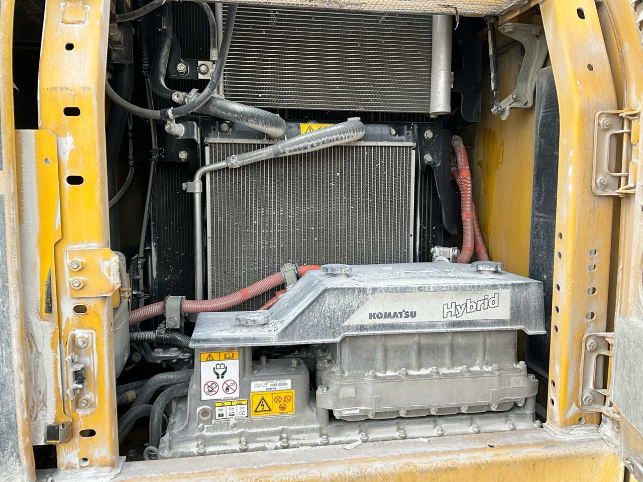 Bager gusjeničar Komatsu HB215LC: slika Bager gusjeničar Komatsu HB215LC