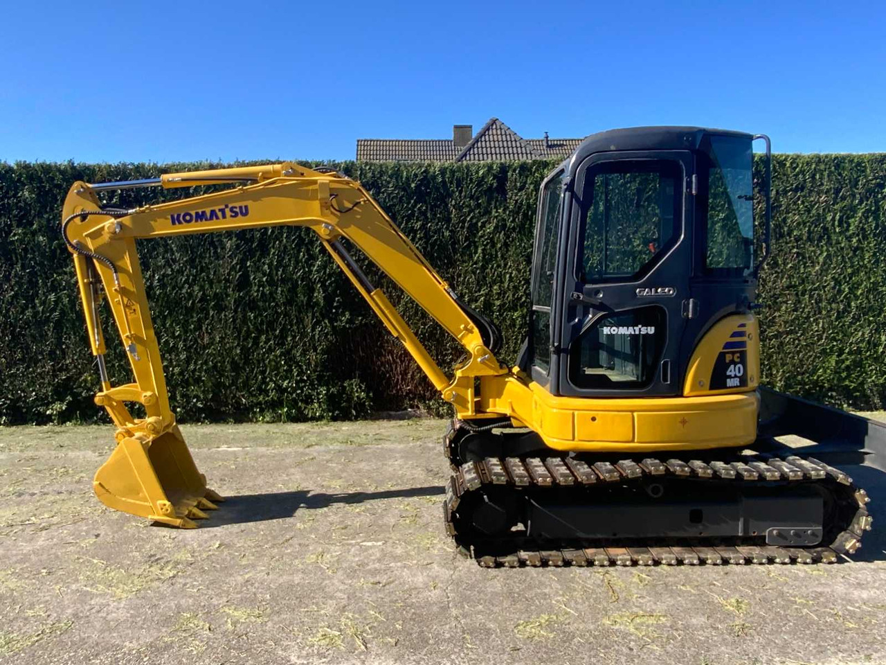 Komatsu PC40MR-3 - Bager gusjeničar: slika Komatsu PC40MR-3 - Bager gusjeničar Komatsu PC40MR-3 - Bager gusjeničar: slika Komatsu PC40MR-3 - Bager gusjeničar