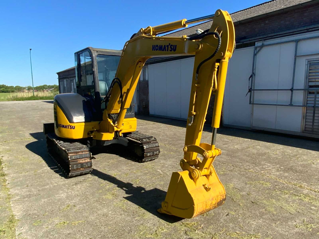 Komatsu PC40MR-3 - Bager gusjeničar: slika Komatsu PC40MR-3 - Bager gusjeničar Komatsu PC40MR-3 - Bager gusjeničar: slika Komatsu PC40MR-3 - Bager gusjeničar