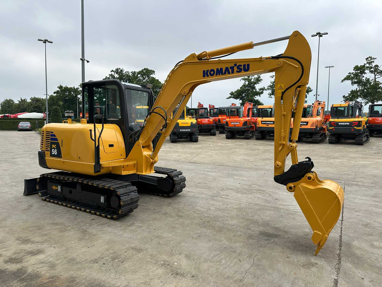 Komatsu PC56-7 - Bager gusjeničar: slika Komatsu PC56-7 - Bager gusjeničar Komatsu PC56-7 - Bager gusjeničar: slika Komatsu PC56-7 - Bager gusjeničar