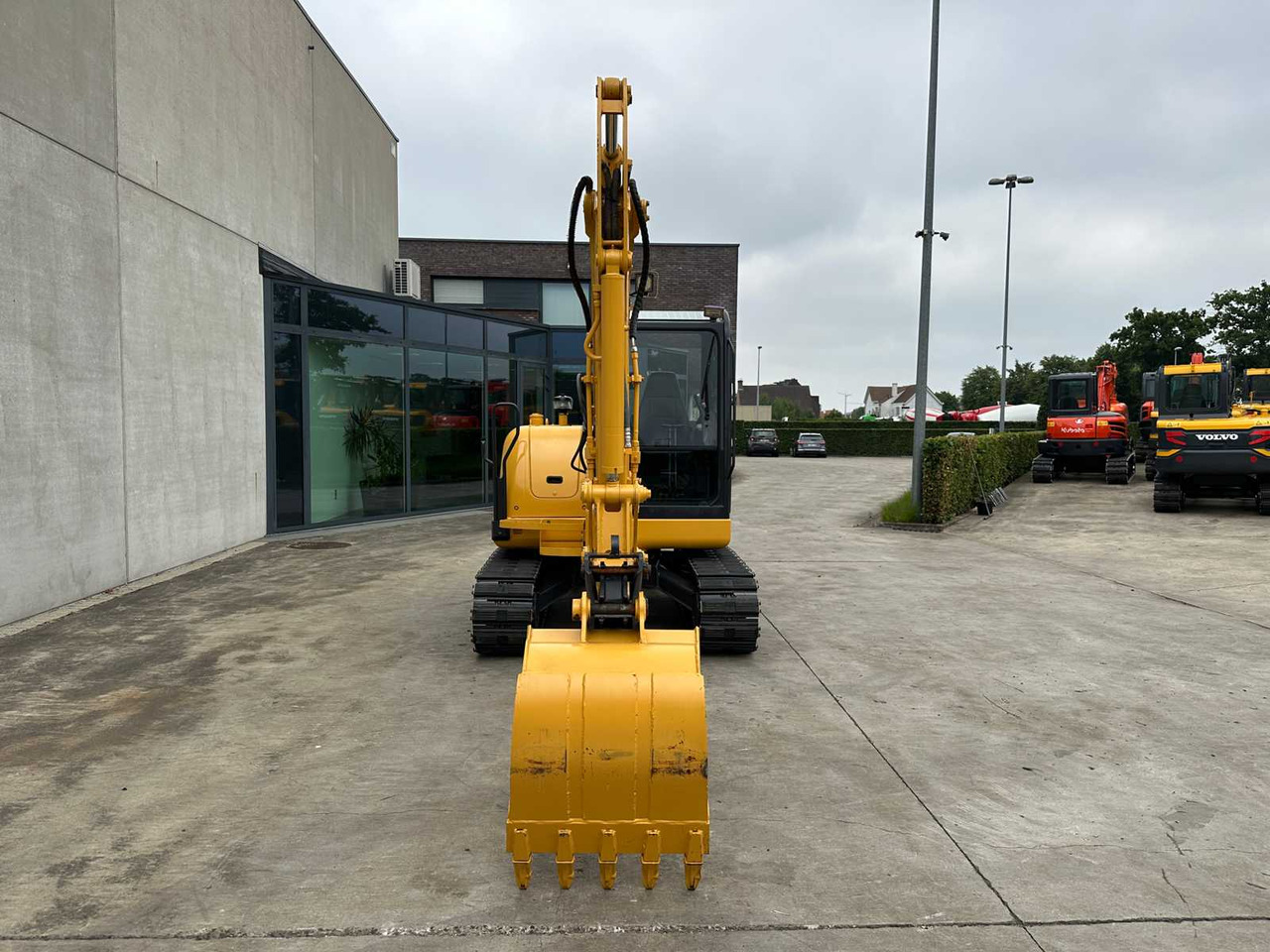 Komatsu PC56-7 - Bager gusjeničar: slika Komatsu PC56-7 - Bager gusjeničar Komatsu PC56-7 - Bager gusjeničar: slika Komatsu PC56-7 - Bager gusjeničar