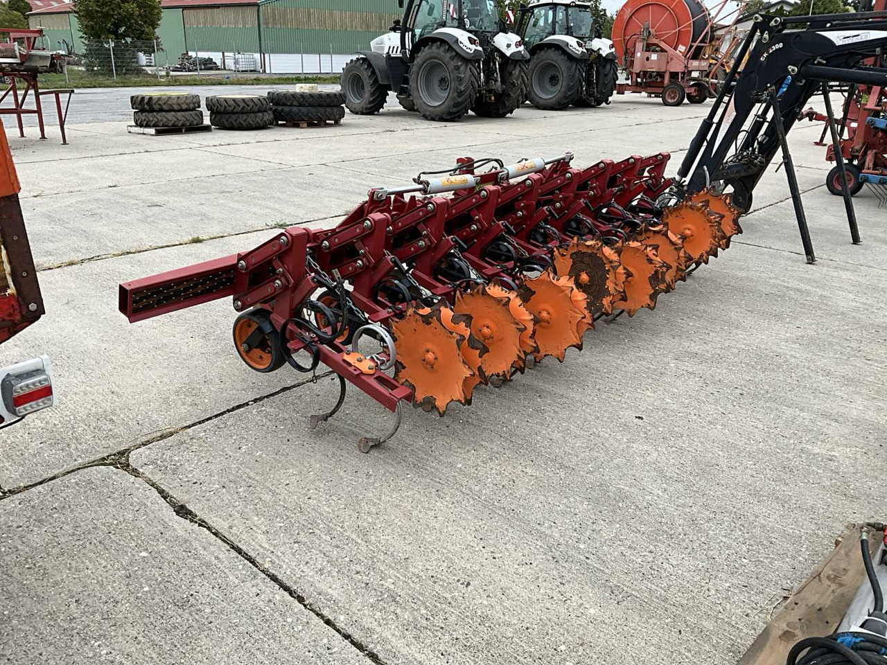 Kongskilde Vibro corn - Oprema za obradu tla: slika Kongskilde Vibro corn - Oprema za obradu tla Kongskilde Vibro corn - Oprema za obradu tla: slika Kongskilde Vibro corn - Oprema za obradu tla
