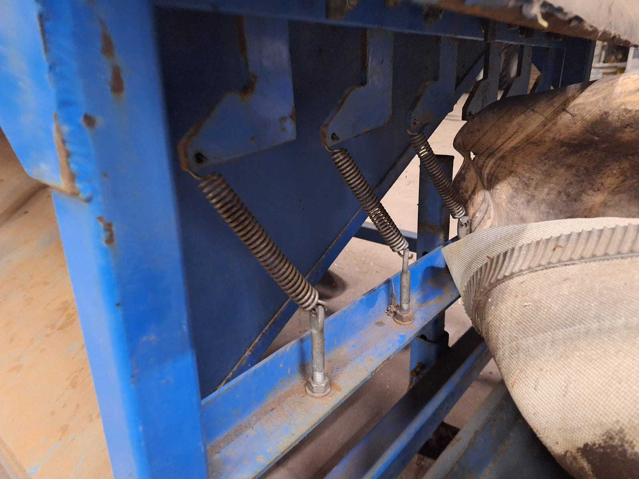 Krukowiak M635 - Kombajn: slika Krukowiak M635 - Kombajn Krukowiak M635 - Kombajn: slika Krukowiak M635 - Kombajn