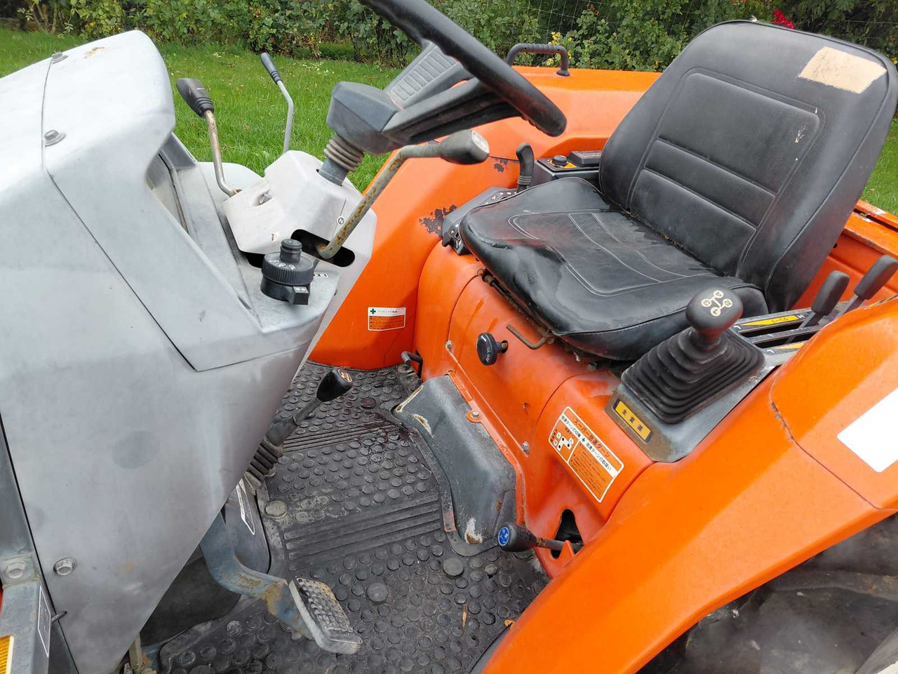 Kubota GL-19 - Mali traktor: slika Kubota GL-19 - Mali traktor Kubota GL-19 - Mali traktor: slika Kubota GL-19 - Mali traktor