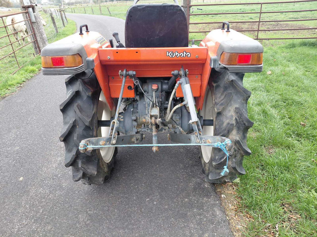 Kubota GL-19 - Mali traktor: slika Kubota GL-19 - Mali traktor Kubota GL-19 - Mali traktor: slika Kubota GL-19 - Mali traktor