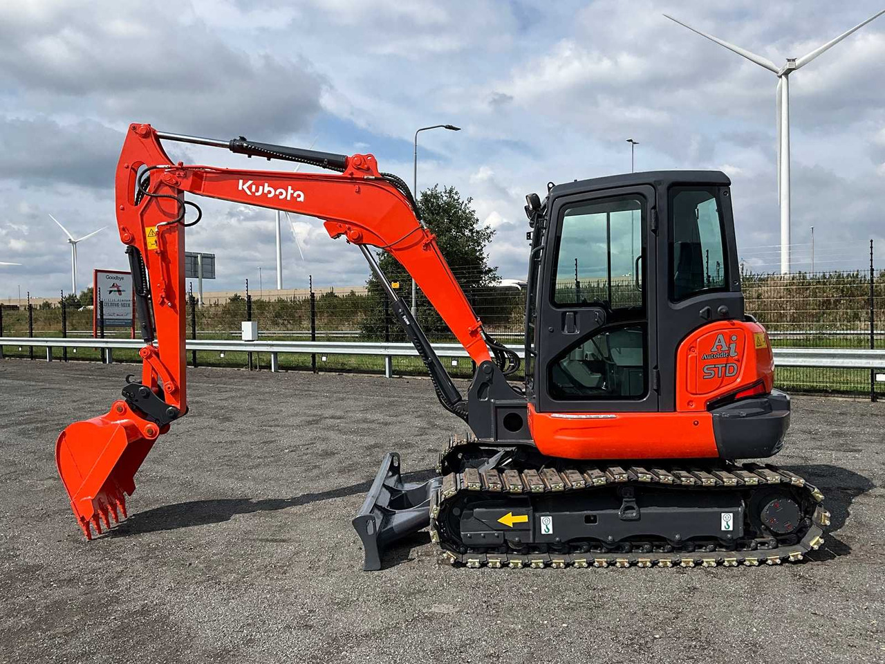 Kubota KX165-5 - Bager gusjeničar: slika Kubota KX165-5 - Bager gusjeničar Kubota KX165-5 - Bager gusjeničar: slika Kubota KX165-5 - Bager gusjeničar