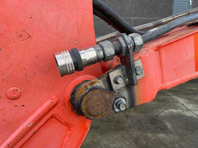 Bager gusjeničar Kubota KX61-3: slika Bager gusjeničar Kubota KX61-3