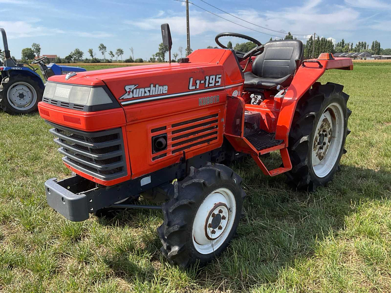 Kubota L1-195 - Mali traktor: slika Kubota L1-195 - Mali traktor Kubota L1-195 - Mali traktor: slika Kubota L1-195 - Mali traktor