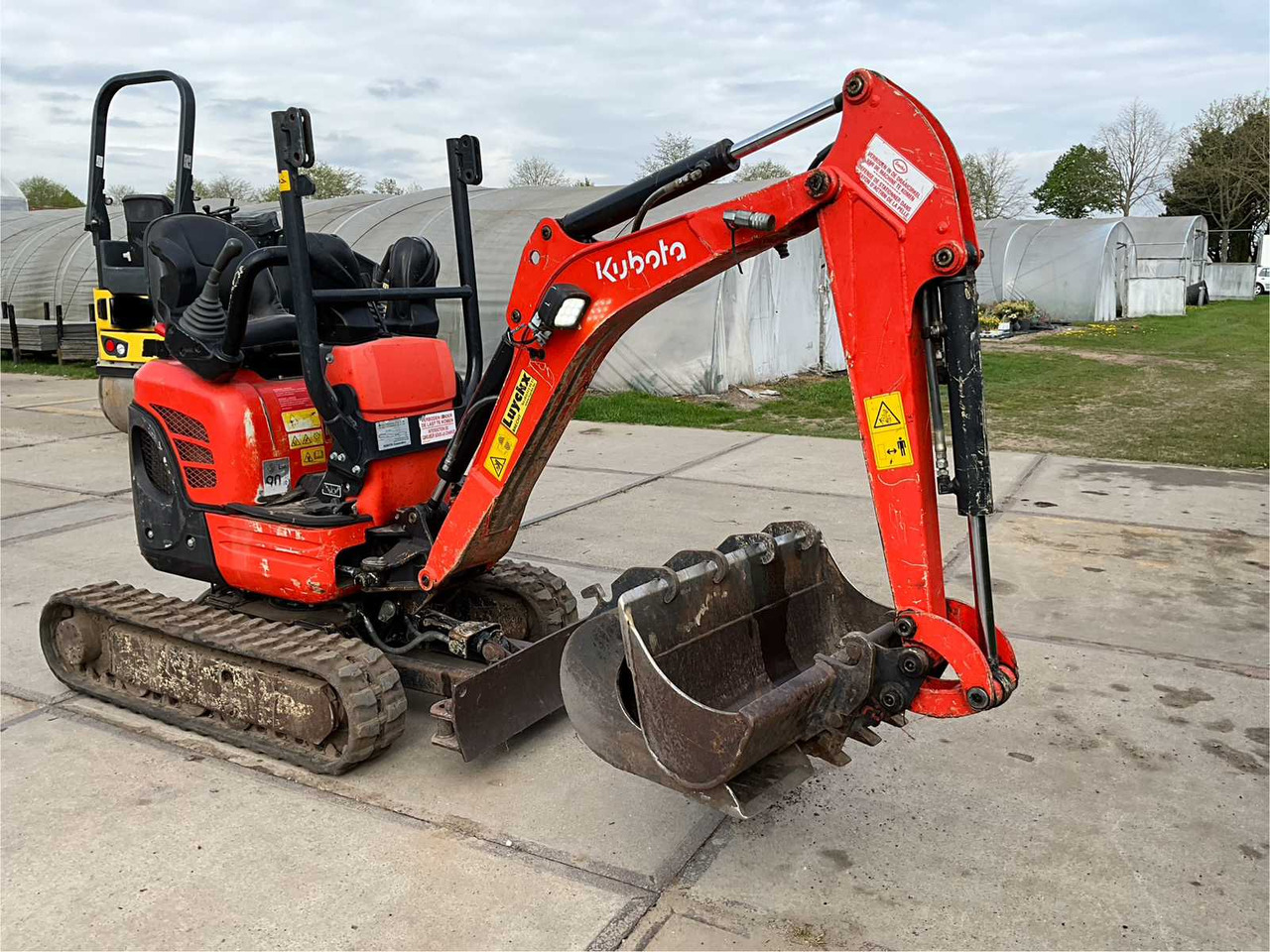 Kubota U10-3 - Mini bager: slika Kubota U10-3 - Mini bager Kubota U10-3 - Mini bager: slika Kubota U10-3 - Mini bager