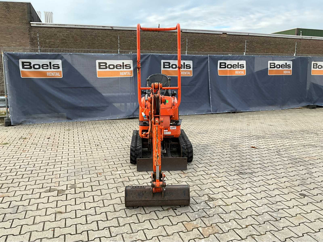 Kubota U10-3 - Mini bager: slika Kubota U10-3 - Mini bager Kubota U10-3 - Mini bager: slika Kubota U10-3 - Mini bager