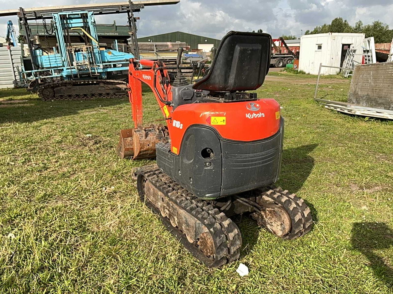 Kubota U10-3 - Mini bager: slika Kubota U10-3 - Mini bager Kubota U10-3 - Mini bager: slika Kubota U10-3 - Mini bager