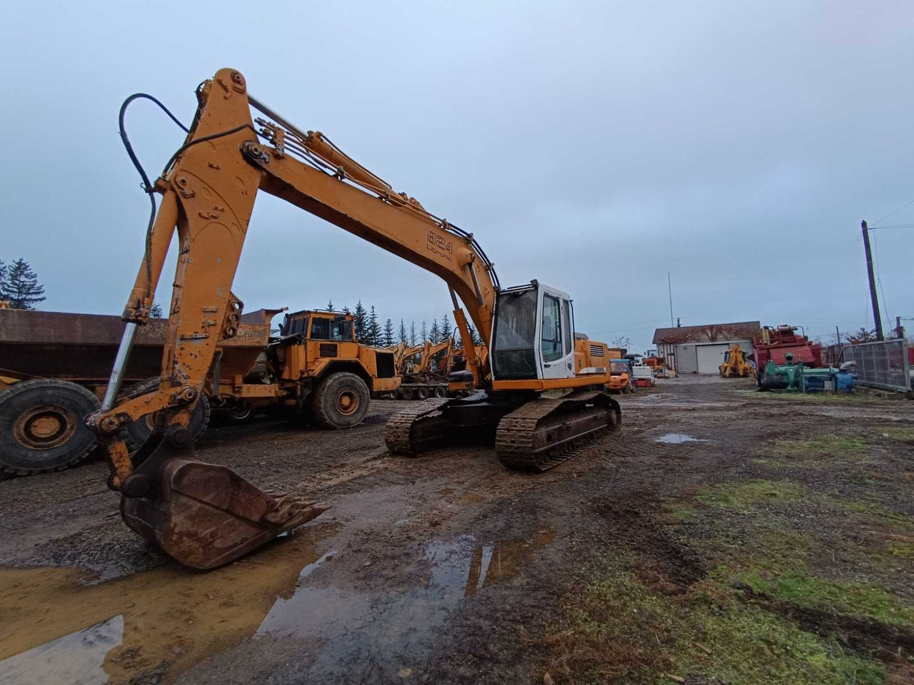 LIEBHERR - 2001 - R924 - TRACKED EXCAVATOR - Bager: slika LIEBHERR - 2001 - R924 - TRACKED EXCAVATOR - Bager LIEBHERR - 2001 - R924 - TRACKED EXCAVATOR - Bager: slika LIEBHERR - 2001 - R924 - TRACKED EXCAVATOR - Bager