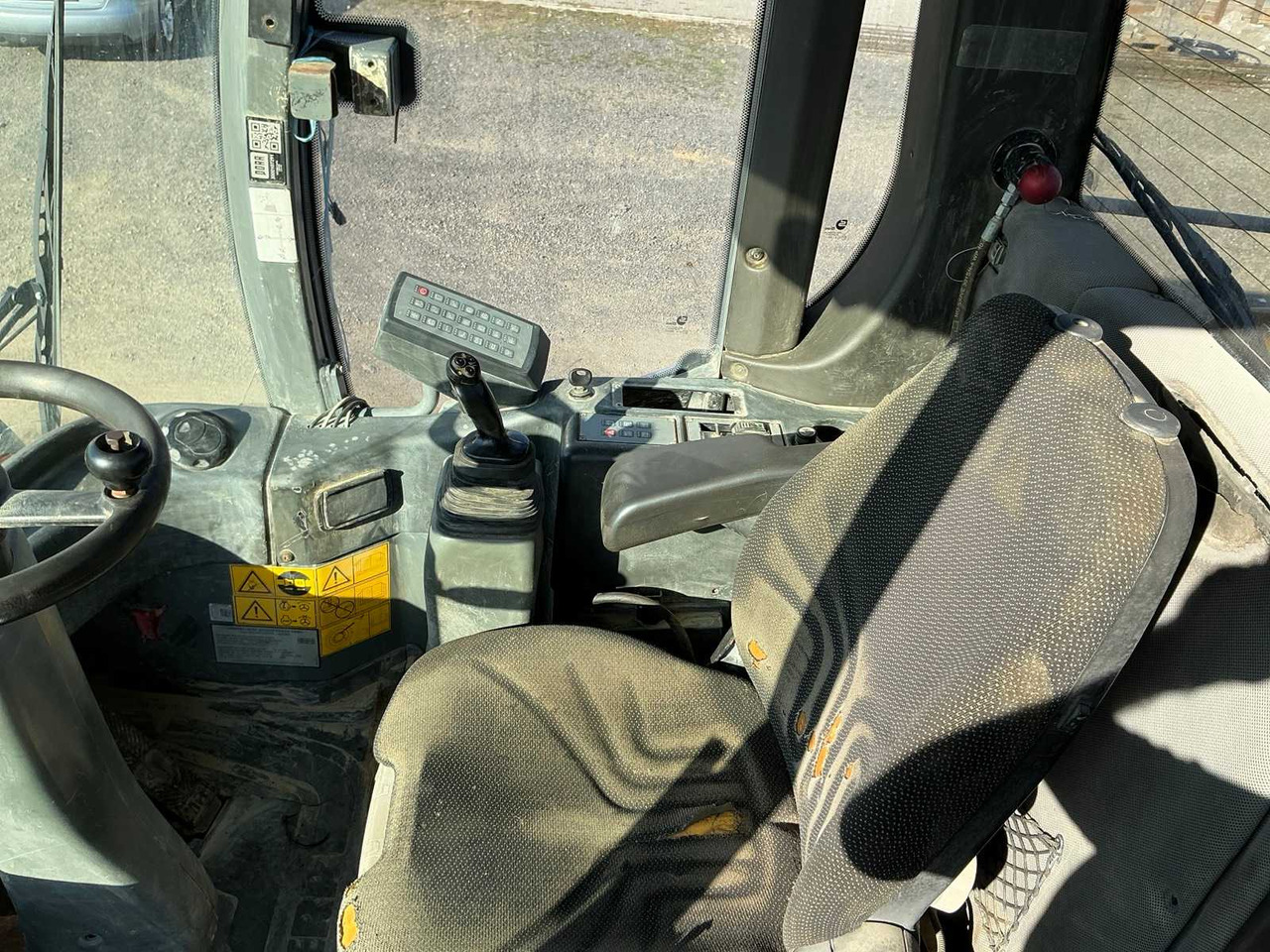 LIEBHERR - L576 - SHOVEL - 2014 - Utovarivač na kotačima: slika LIEBHERR - L576 - SHOVEL - 2014 - Utovarivač na kotačima LIEBHERR - L576 - SHOVEL - 2014 - Utovarivač na kotačima: slika LIEBHERR - L576 - SHOVEL - 2014 - Utovarivač na kotačima