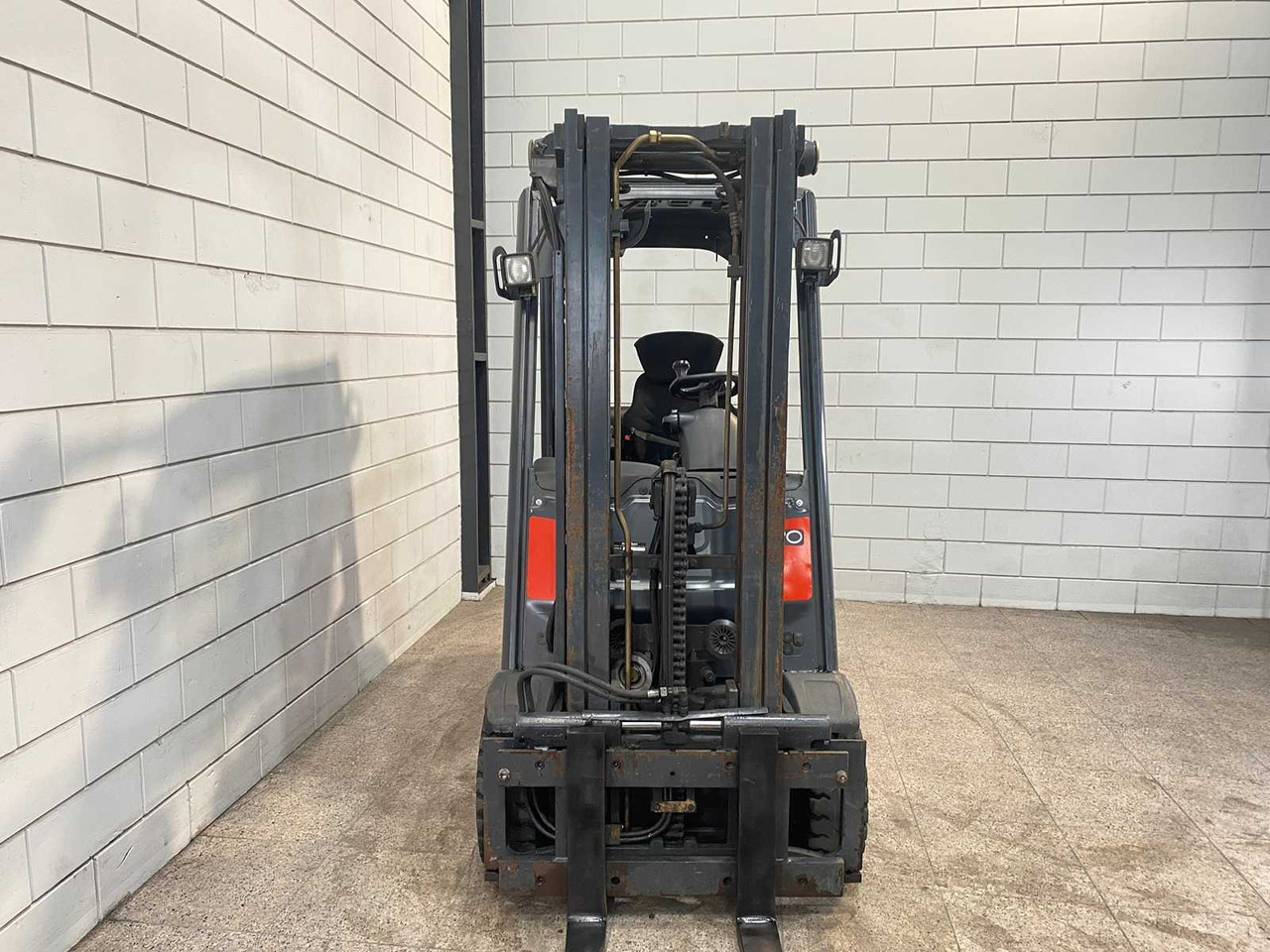 LINDE - 2008 - H20T - FORKLIFT TRUCK - Viličar: slika LINDE - 2008 - H20T - FORKLIFT TRUCK - Viličar LINDE - 2008 - H20T - FORKLIFT TRUCK - Viličar: slika LINDE - 2008 - H20T - FORKLIFT TRUCK - Viličar