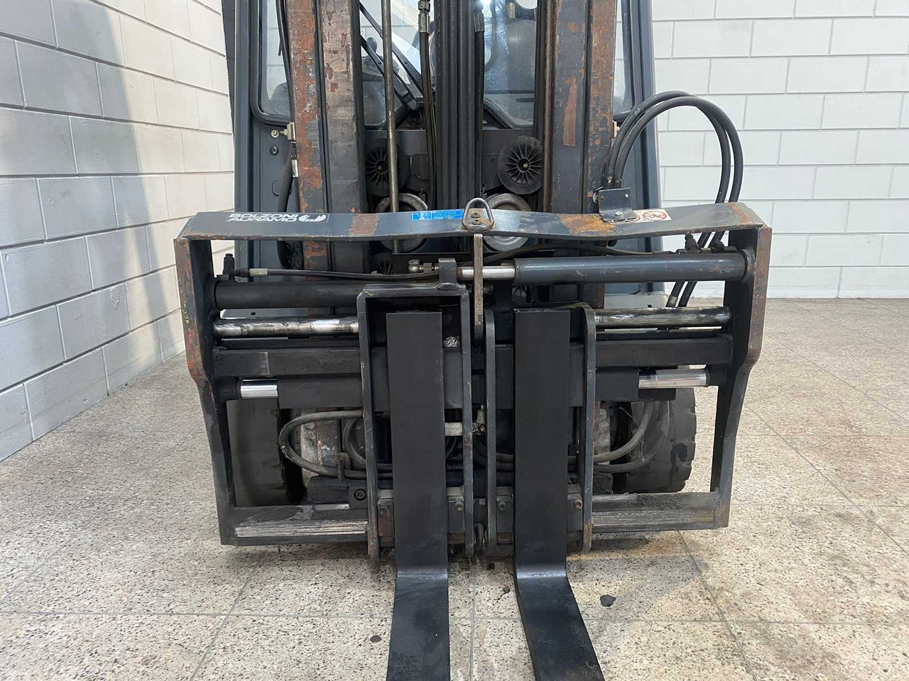 LINDE - 2015 - E16-02 - FORKLIFT TRUCK - Viličar: slika LINDE - 2015 - E16-02 - FORKLIFT TRUCK - Viličar LINDE - 2015 - E16-02 - FORKLIFT TRUCK - Viličar: slika LINDE - 2015 - E16-02 - FORKLIFT TRUCK - Viličar