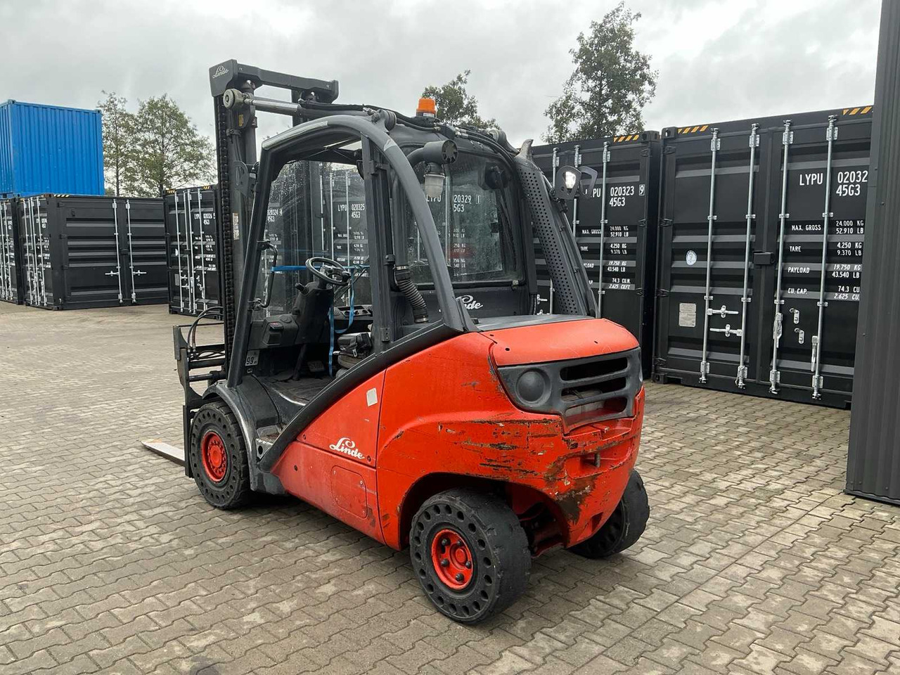 LINDE H30D FORKLIFT - Viličar: slika LINDE H30D FORKLIFT - Viličar LINDE H30D FORKLIFT - Viličar: slika LINDE H30D FORKLIFT - Viličar
