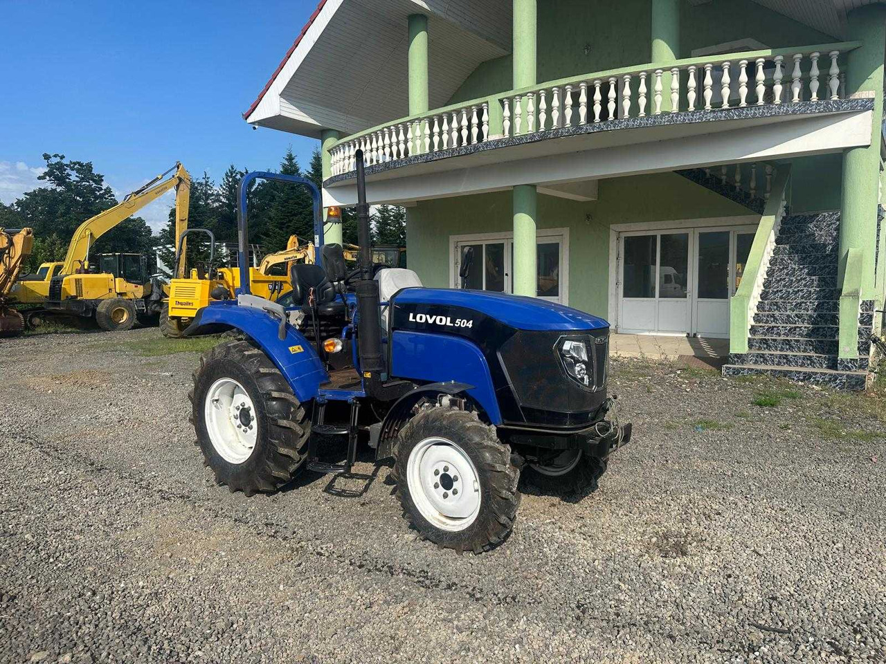 LOVOL - 504 - 4-WHEEL DRIVE TRACTOR - Traktor: slika LOVOL - 504 - 4-WHEEL DRIVE TRACTOR - Traktor LOVOL - 504 - 4-WHEEL DRIVE TRACTOR - Traktor: slika LOVOL - 504 - 4-WHEEL DRIVE TRACTOR - Traktor