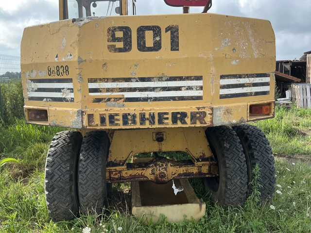 Liebherr A901 - Bager na kotačima: slika Liebherr A901 - Bager na kotačima Liebherr A901 - Bager na kotačima: slika Liebherr A901 - Bager na kotačima