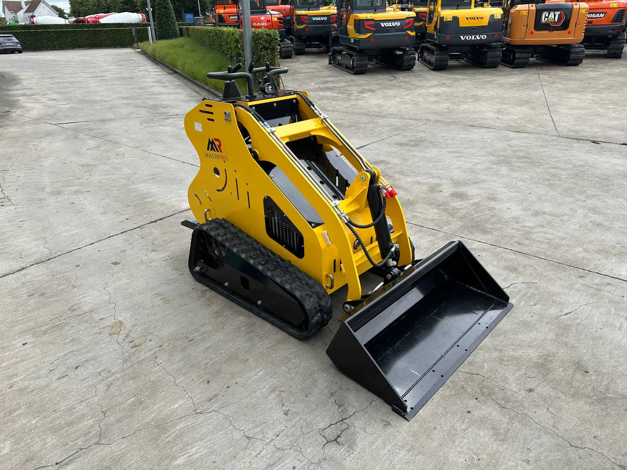 MACHPRO - 2025 - MP-S300 - SKID STEER LOADER - Kompaktni utovarivač gusjeničar: slika MACHPRO - 2025 - MP-S300 - SKID STEER LOADER - Kompaktni utovarivač gusjeničar MACHPRO - 2025 - MP-S300 - SKID STEER LOADER - Kompaktni utovarivač gusjeničar: slika MACHPRO - 2025 - MP-S300 - SKID STEER LOADER - Kompaktni utovarivač gusjeničar