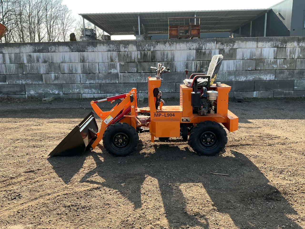 Machpro Mp-l904 - Utovarivač na kotačima: slika Machpro Mp-l904 - Utovarivač na kotačima Machpro Mp-l904 - Utovarivač na kotačima: slika Machpro Mp-l904 - Utovarivač na kotačima