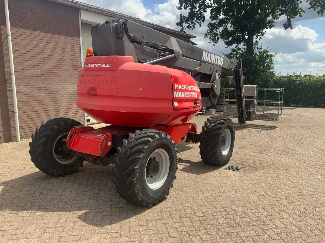 Manitou 200ATJ - Podizna platforma: slika Manitou 200ATJ - Podizna platforma Manitou 200ATJ - Podizna platforma: slika Manitou 200ATJ - Podizna platforma