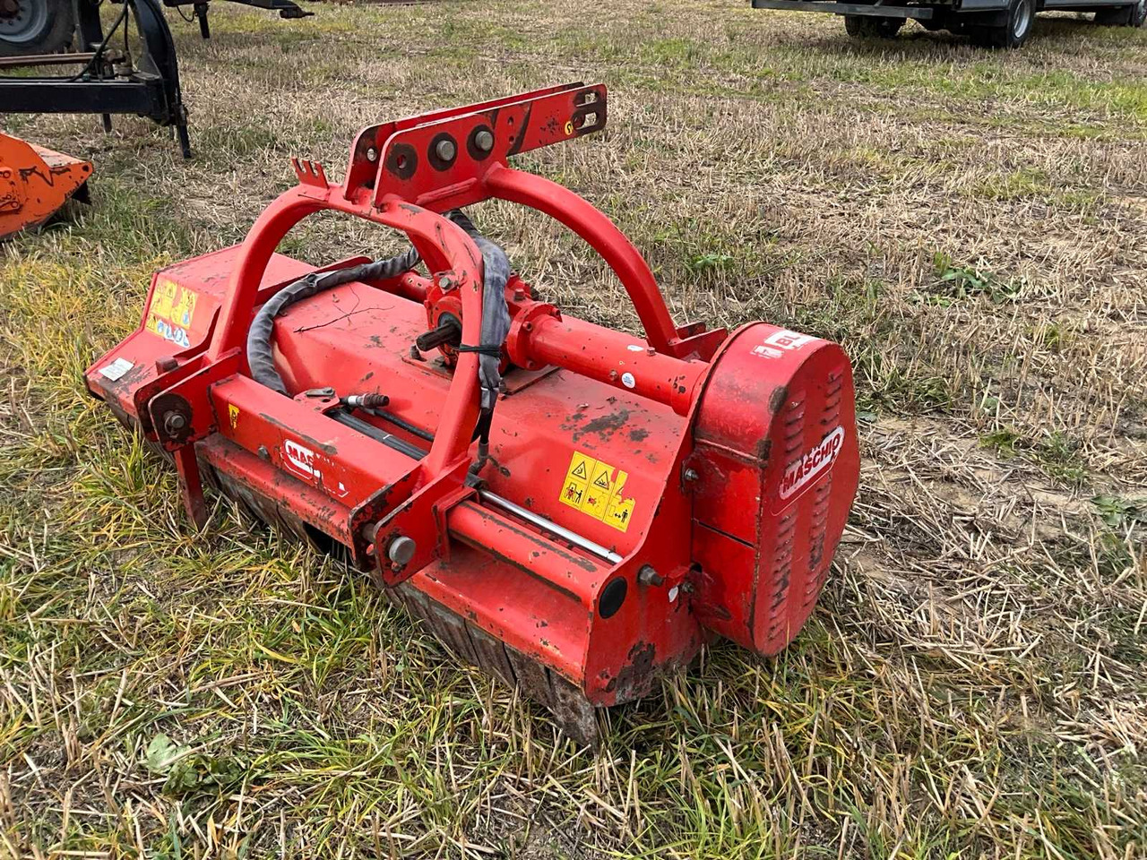 Maschio Trincia BL170 - Malčer sa čekićima: slika Maschio Trincia BL170 - Malčer sa čekićima Maschio Trincia BL170 - Malčer sa čekićima: slika Maschio Trincia BL170 - Malčer sa čekićima