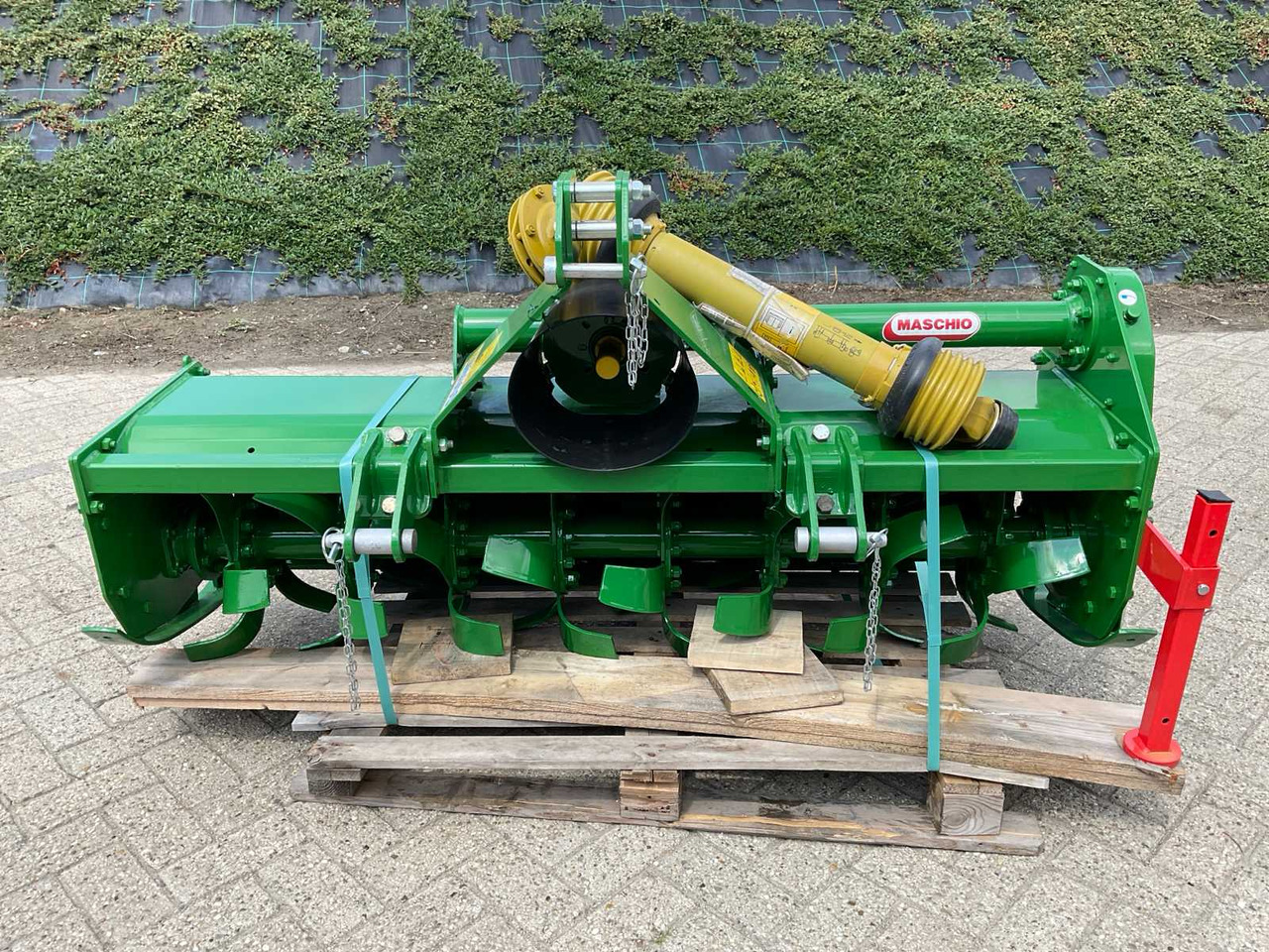 Maschio WWRT 165 - Traktorska freza: slika Maschio WWRT 165 - Traktorska freza Maschio WWRT 165 - Traktorska freza: slika Maschio WWRT 165 - Traktorska freza