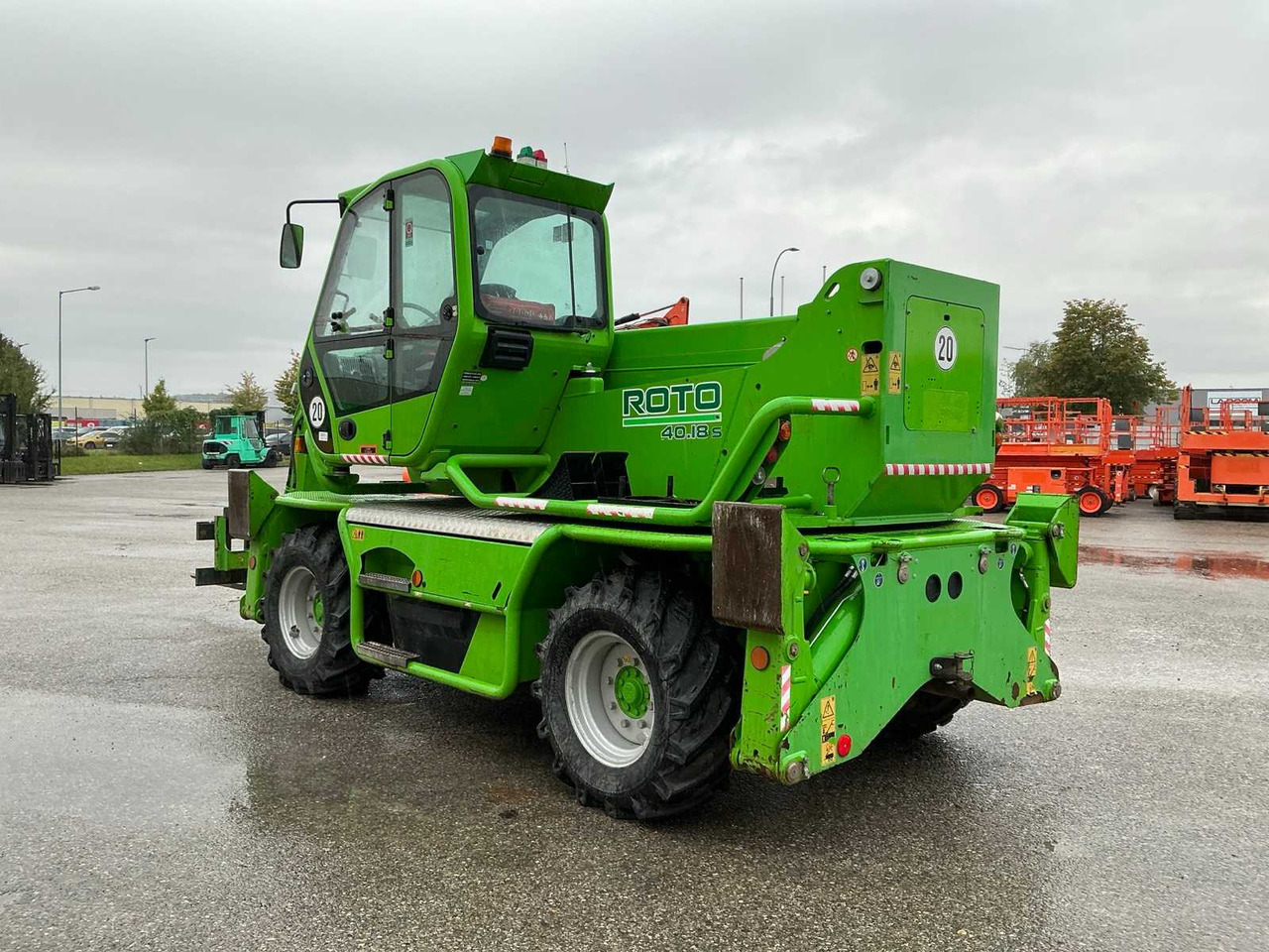 Merlo 40.18S - Mini utovarivač: slika Merlo 40.18S - Mini utovarivač Merlo 40.18S - Mini utovarivač: slika Merlo 40.18S - Mini utovarivač