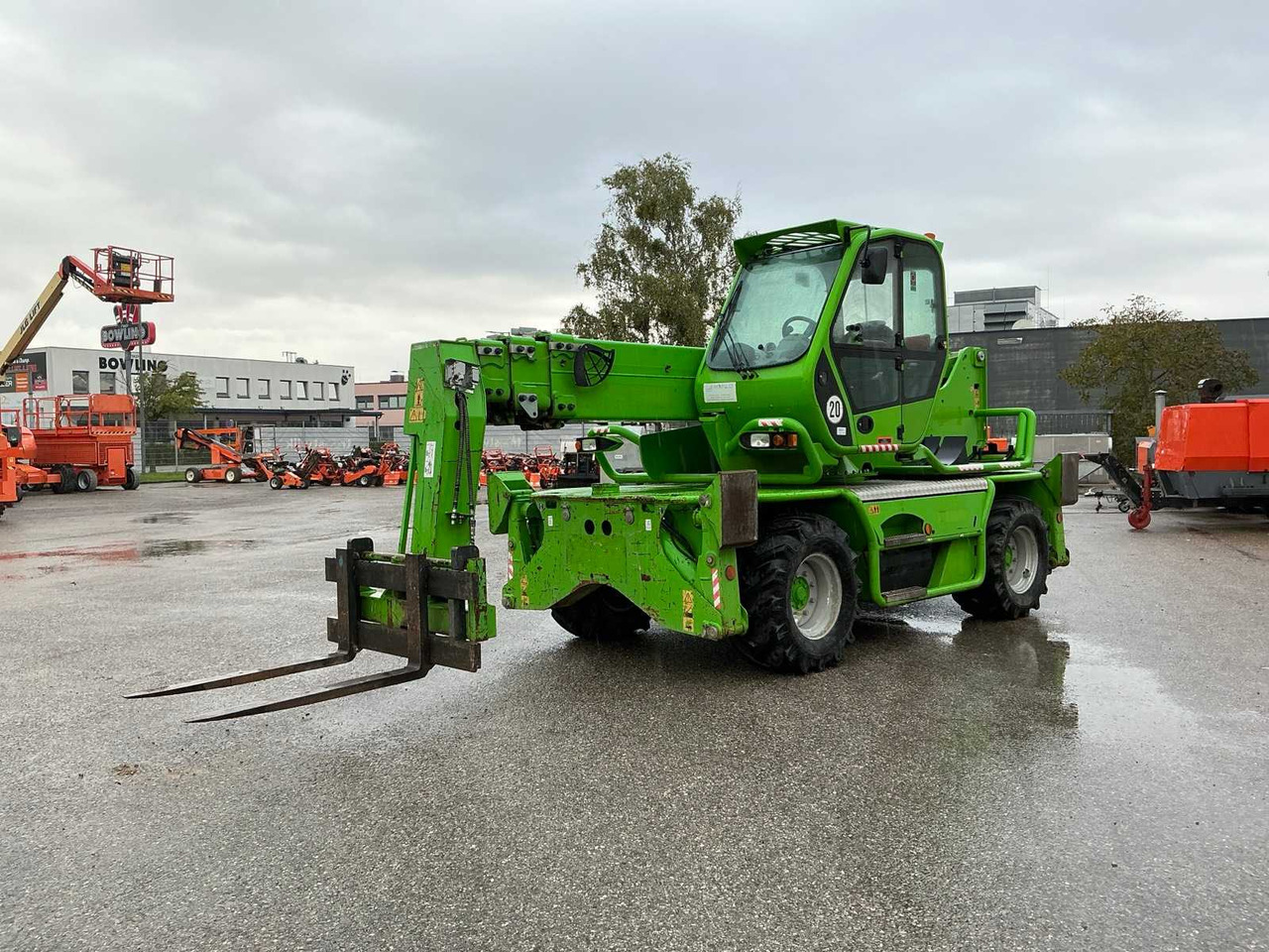 Merlo 40.18S - Mini utovarivač: slika Merlo 40.18S - Mini utovarivač Merlo 40.18S - Mini utovarivač: slika Merlo 40.18S - Mini utovarivač