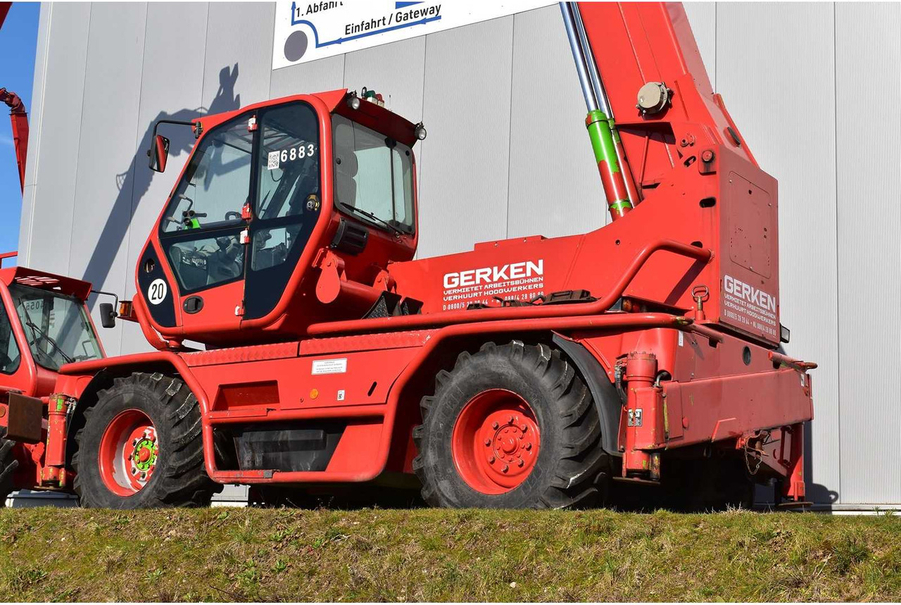 Merlo RT 40.25 - Mini utovarivač: slika Merlo RT 40.25 - Mini utovarivač Merlo RT 40.25 - Mini utovarivač: slika Merlo RT 40.25 - Mini utovarivač