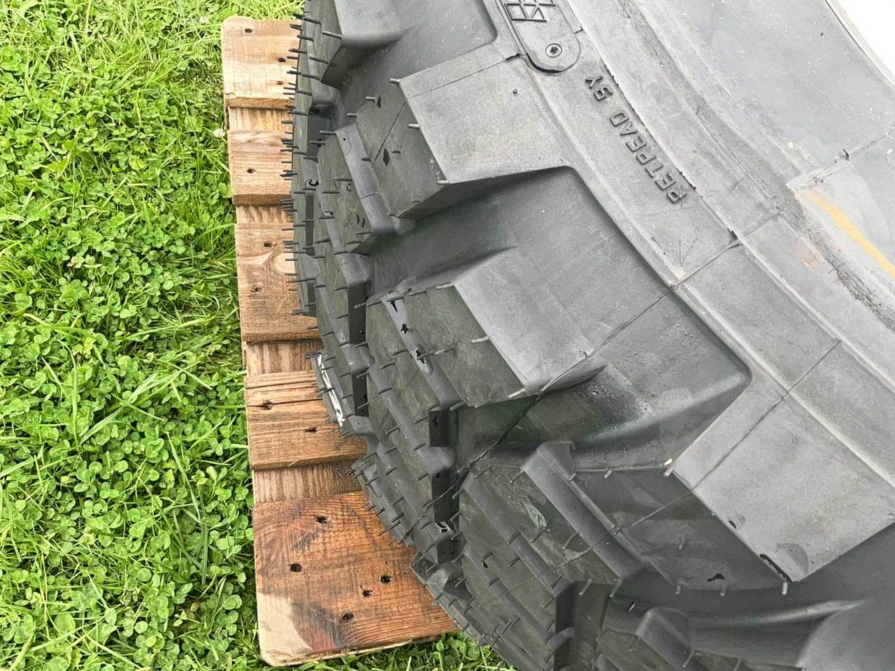 Michelin W - Gume i felge za Traktor: slika Michelin W - Gume i felge za Traktor Michelin W - Gume i felge za Traktor: slika Michelin W - Gume i felge za Traktor