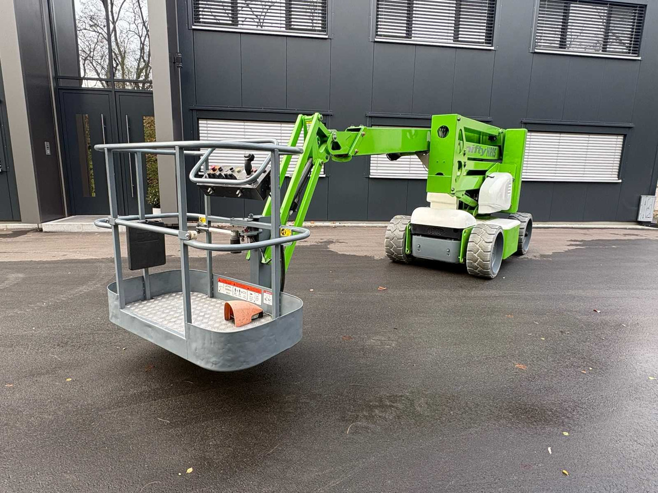 NIFTYLIFT HR15 NE - ARTICULATED TELESCOPIC BOOM LIFT (2008) - Podizna platforma: slika NIFTYLIFT HR15 NE - ARTICULATED TELESCOPIC BOOM LIFT (2008) - Podizna platforma NIFTYLIFT HR15 NE - ARTICULATED TELESCOPIC BOOM LIFT (2008) - Podizna platforma: slika NIFTYLIFT HR15 NE - ARTICULATED TELESCOPIC BOOM LIFT (2008) - Podizna platforma