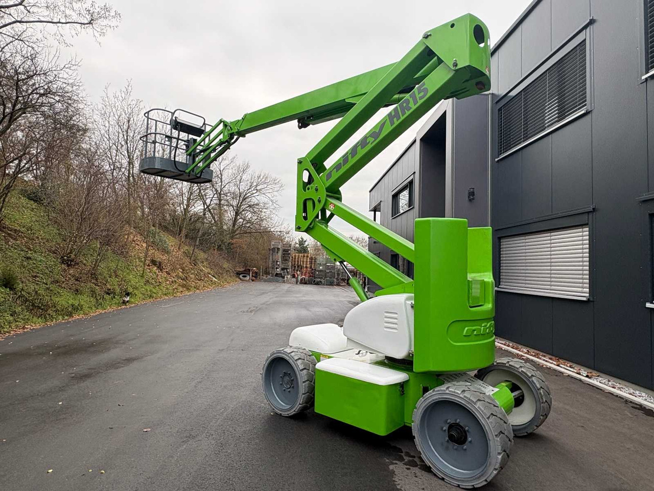 NIFTYLIFT HR15 NE - ARTICULATED TELESCOPIC BOOM LIFT (2008) - Podizna platforma: slika NIFTYLIFT HR15 NE - ARTICULATED TELESCOPIC BOOM LIFT (2008) - Podizna platforma NIFTYLIFT HR15 NE - ARTICULATED TELESCOPIC BOOM LIFT (2008) - Podizna platforma: slika NIFTYLIFT HR15 NE - ARTICULATED TELESCOPIC BOOM LIFT (2008) - Podizna platforma