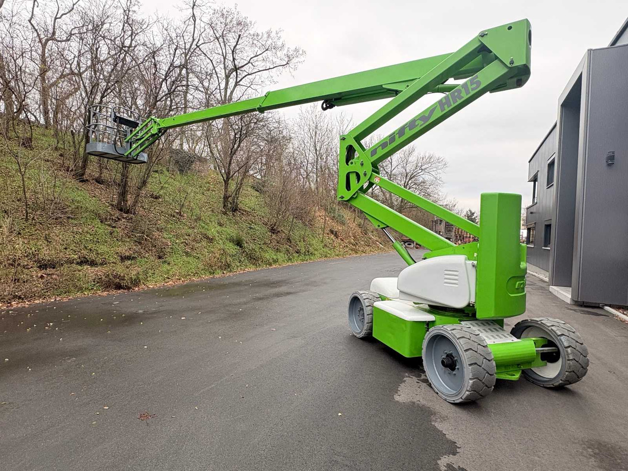 NIFTYLIFT HR15 NE - ARTICULATED TELESCOPIC BOOM LIFT (2008) - Podizna platforma: slika NIFTYLIFT HR15 NE - ARTICULATED TELESCOPIC BOOM LIFT (2008) - Podizna platforma NIFTYLIFT HR15 NE - ARTICULATED TELESCOPIC BOOM LIFT (2008) - Podizna platforma: slika NIFTYLIFT HR15 NE - ARTICULATED TELESCOPIC BOOM LIFT (2008) - Podizna platforma
