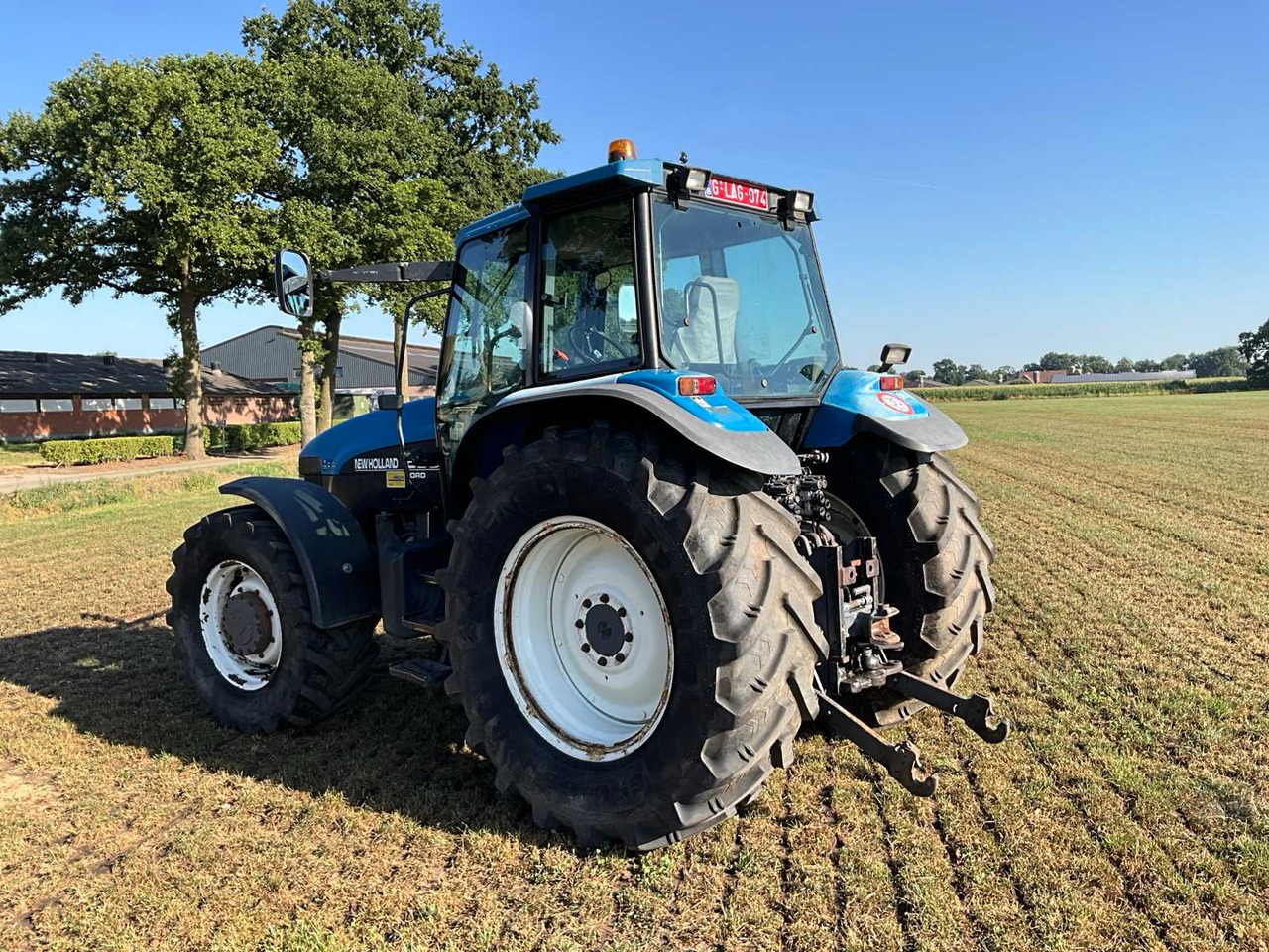 New Holland 8360 DT - Traktor: slika New Holland 8360 DT - Traktor New Holland 8360 DT - Traktor: slika New Holland 8360 DT - Traktor