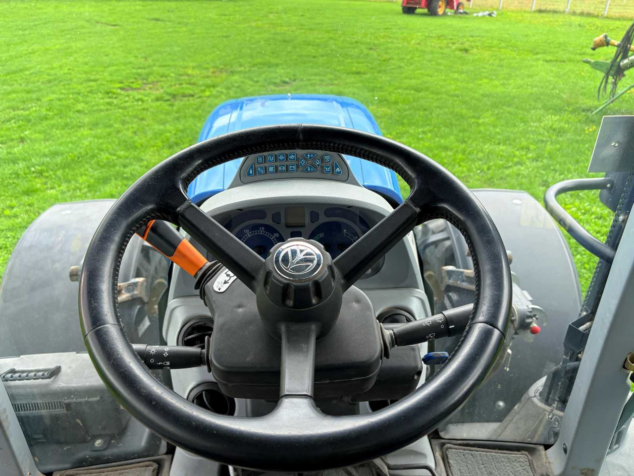Traktor New Holland T7.210 AC: slika Traktor New Holland T7.210 AC