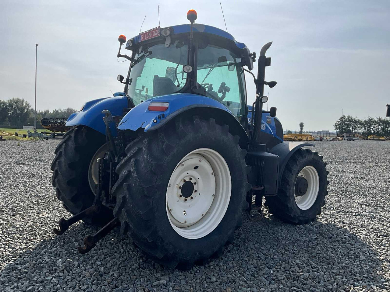 New Holland T7.210 - Traktor: slika New Holland T7.210 - Traktor New Holland T7.210 - Traktor: slika New Holland T7.210 - Traktor
