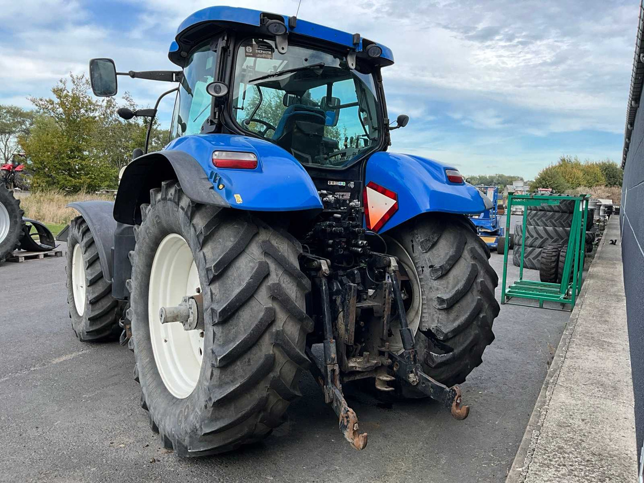 New Holland T7.250 - Traktor: slika New Holland T7.250 - Traktor New Holland T7.250 - Traktor: slika New Holland T7.250 - Traktor
