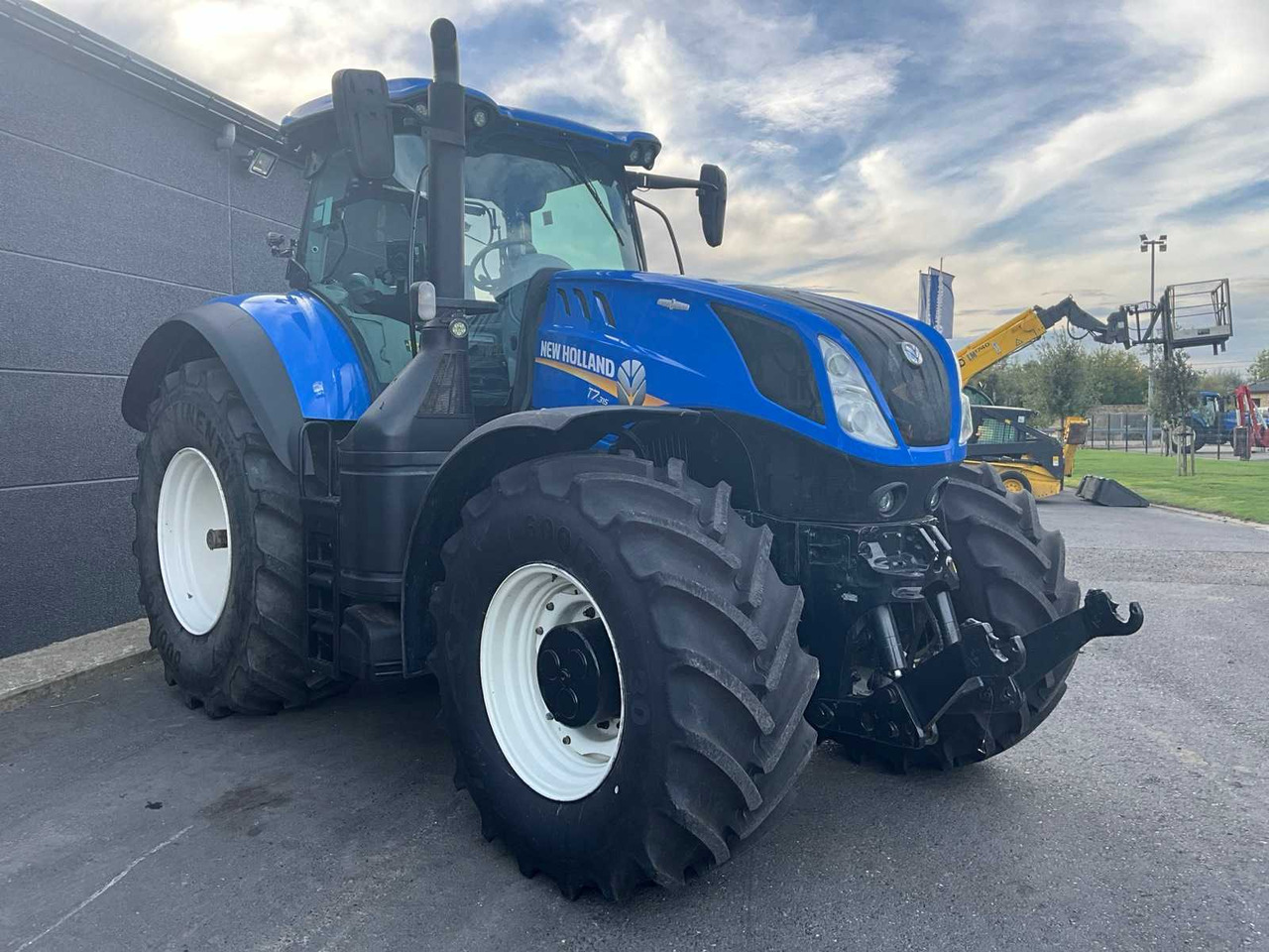 New Holland T7.315 - Traktor: slika New Holland T7.315 - Traktor New Holland T7.315 - Traktor: slika New Holland T7.315 - Traktor