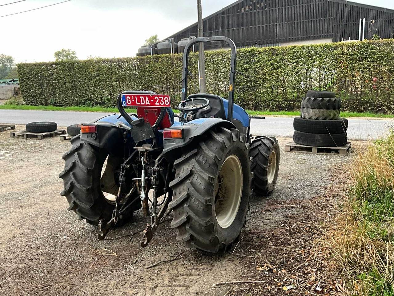 New Holland TCE50 - Mali traktor: slika New Holland TCE50 - Mali traktor New Holland TCE50 - Mali traktor: slika New Holland TCE50 - Mali traktor