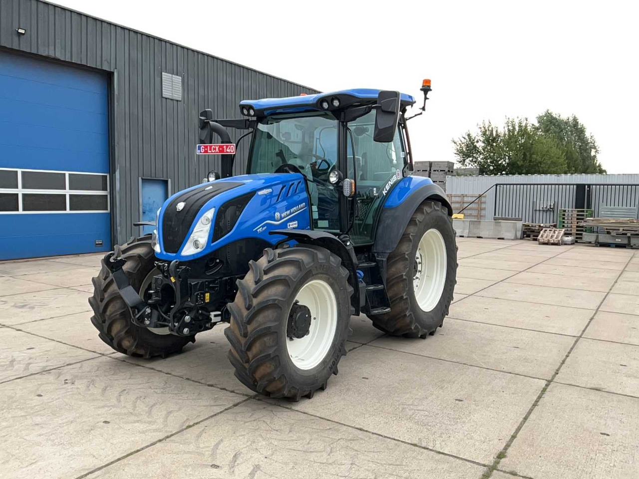 New Holland TS 5.120 - Traktor: slika New Holland TS 5.120 - Traktor New Holland TS 5.120 - Traktor: slika New Holland TS 5.120 - Traktor