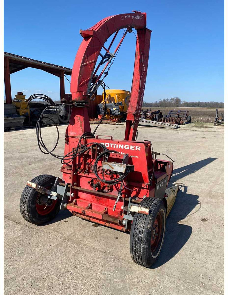POTTINGER MH 421 TRAILED FORAGE HARVESTER FOR SEED MAIZE - Silažni kombajn: slika POTTINGER MH 421 TRAILED FORAGE HARVESTER FOR SEED MAIZE - Silažni kombajn POTTINGER MH 421 TRAILED FORAGE HARVESTER FOR SEED MAIZE - Silažni kombajn: slika POTTINGER MH 421 TRAILED FORAGE HARVESTER FOR SEED MAIZE - Silažni kombajn