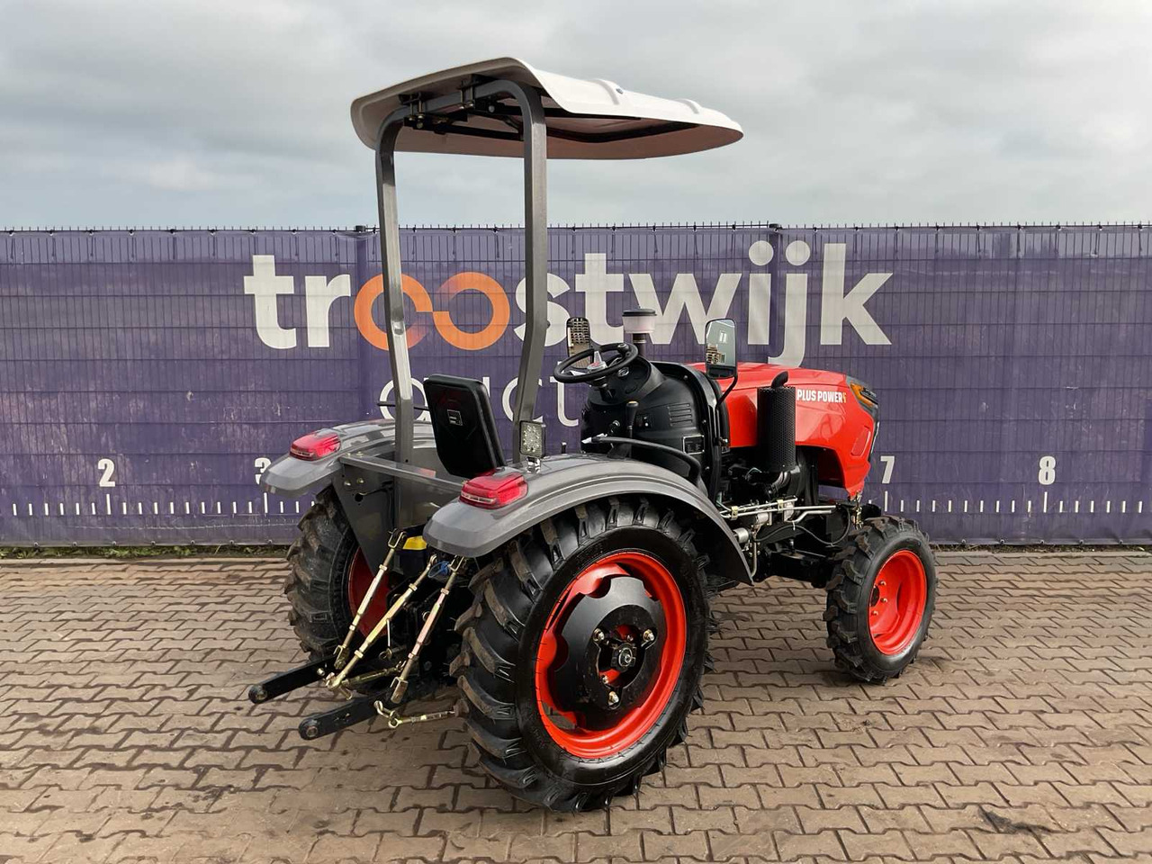 Plus power TT254 - Mali traktor: slika Plus power TT254 - Mali traktor Plus power TT254 - Mali traktor: slika Plus power TT254 - Mali traktor