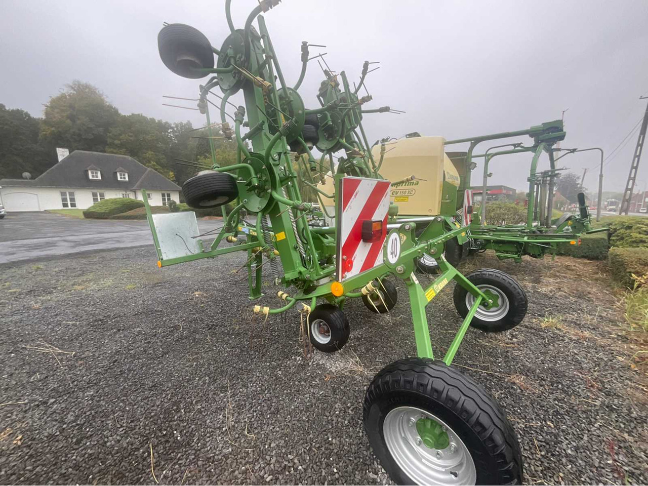Krone KW8.82 T - Poljoprivredni strojevi: slika Krone KW8.82 T - Poljoprivredni strojevi Krone KW8.82 T - Poljoprivredni strojevi: slika Krone KW8.82 T - Poljoprivredni strojevi