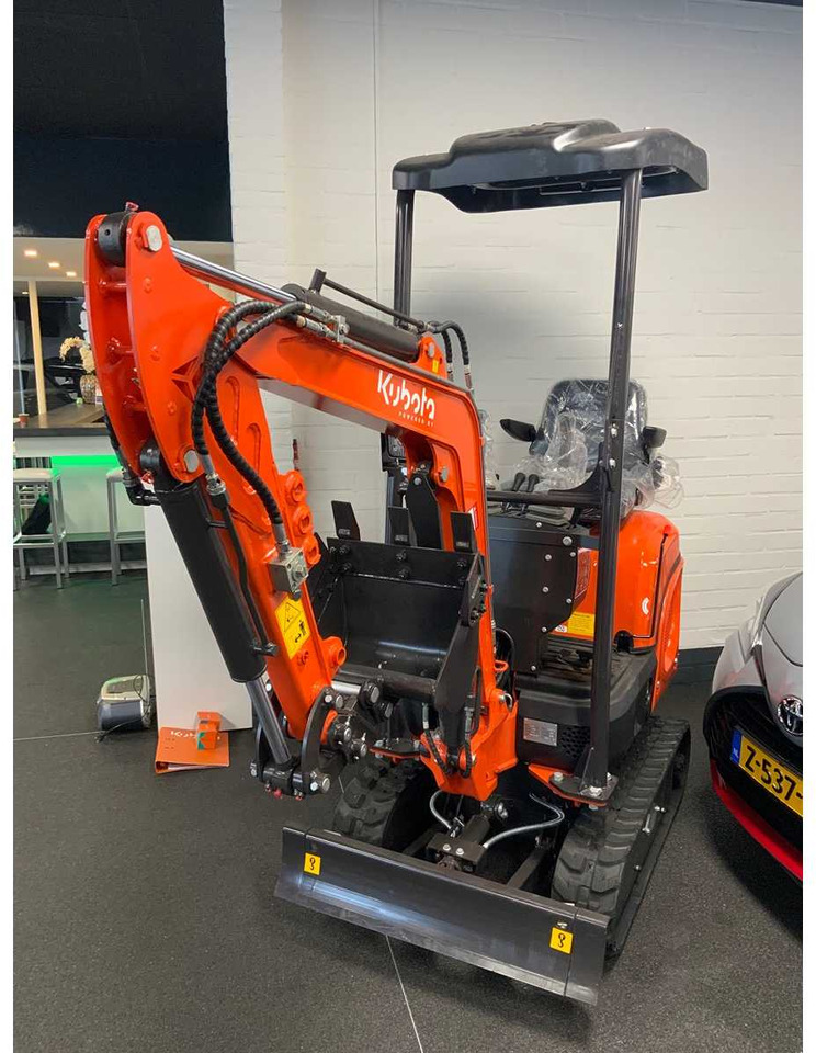 Powered-By-Kubota U105 - Mini bager: slika Powered-By-Kubota U105 - Mini bager Powered-By-Kubota U105 - Mini bager: slika Powered-By-Kubota U105 - Mini bager