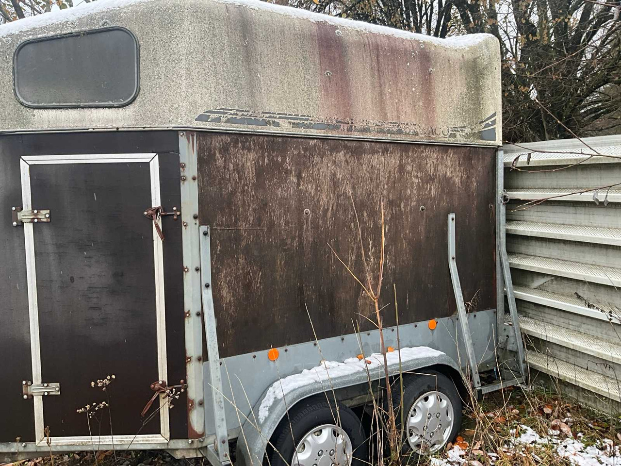 2000 WACO HORSE TRAILER - Prikolica: slika 2000 WACO HORSE TRAILER - Prikolica 2000 WACO HORSE TRAILER - Prikolica: slika 2000 WACO HORSE TRAILER - Prikolica