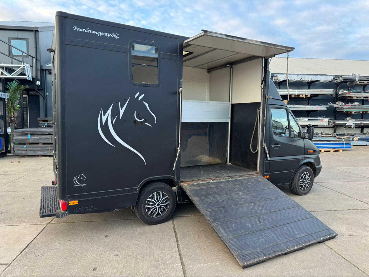 2002 MERCEDES-BENZ SPRINTER 903,6 P HORSE TRUCK - Prikolica: slika 2002 MERCEDES-BENZ SPRINTER 903,6 P HORSE TRUCK - Prikolica 2002 MERCEDES-BENZ SPRINTER 903,6 P HORSE TRUCK - Prikolica: slika 2002 MERCEDES-BENZ SPRINTER 903,6 P HORSE TRUCK - Prikolica
