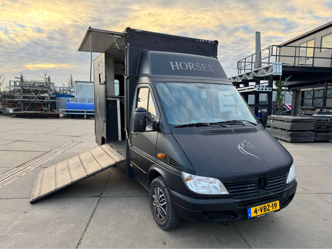 2002 MERCEDES-BENZ SPRINTER 903,6 P HORSE TRUCK - Prikolica: slika 2002 MERCEDES-BENZ SPRINTER 903,6 P HORSE TRUCK - Prikolica 2002 MERCEDES-BENZ SPRINTER 903,6 P HORSE TRUCK - Prikolica: slika 2002 MERCEDES-BENZ SPRINTER 903,6 P HORSE TRUCK - Prikolica